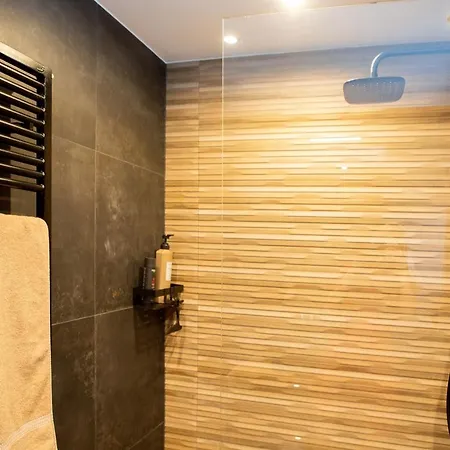Дом отдыха Novo Mesto - Exklusive Wellnesswohnung Am Eltenberg Mit Sauna & Gym