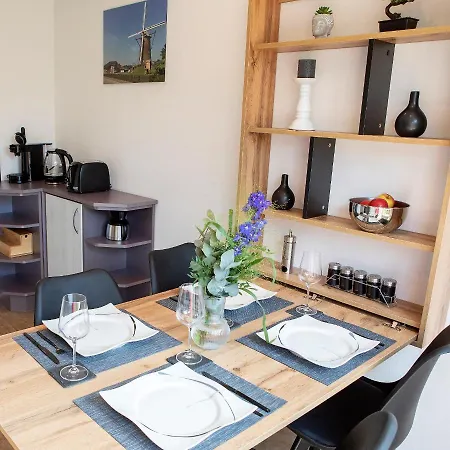 Novo Mesto - Exklusive Wellnesswohnung Am Eltenberg Mit Sauna & Gym Дом отдыха Elten
