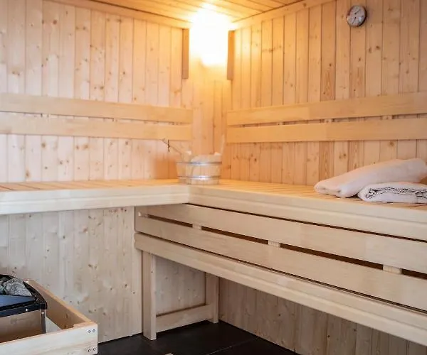 Vakantiehuis Novo Mesto - Exklusive Wellnesswohnung Am Eltenberg Mit Sauna & Gym Elten
