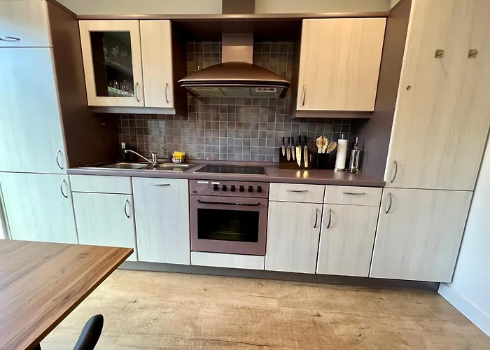 Novo Mesto - Exklusive Wellnesswohnung Am Eltenberg Mit Sauna & Gym Vakantiehuis